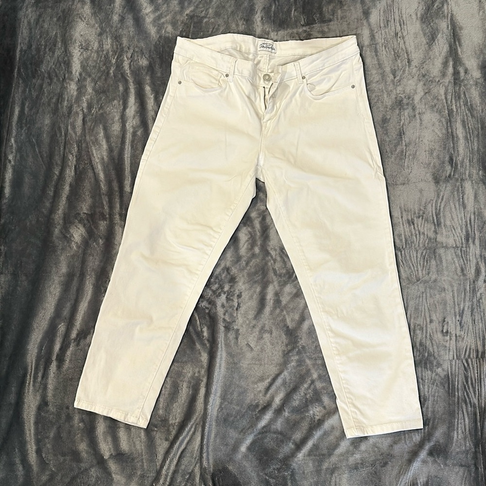Aeropostale White "Lola Cropped" White Denim Jeans
